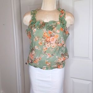 Mine Rayon Sleeveless Tank  Top with  Flower Design  Size Medium color Green.